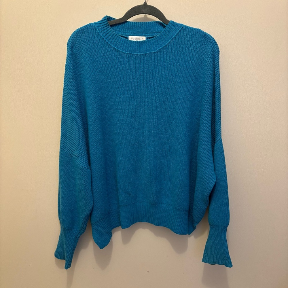 Bright blue oversized sweater from Vestique in great condition!